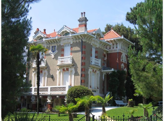 Вилла в Аркашоне Вилла в Аркашоне